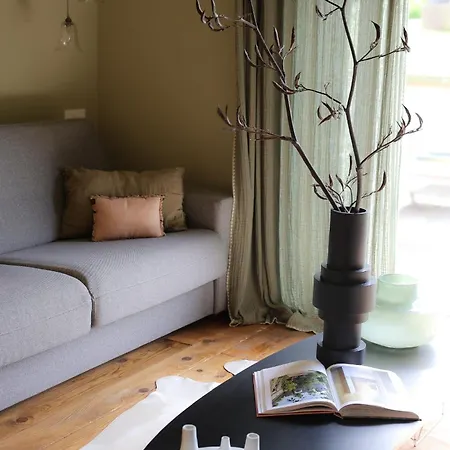 Chez Laurence Du Tilly - L'annexe Holiday home *