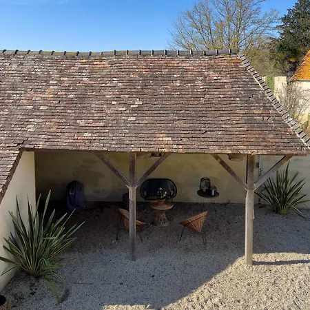 Holiday home Chez Laurence Du Tilly - L'annexe *