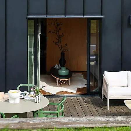 Chez Laurence Du Tilly - L'annexe Colomby-Anguerny