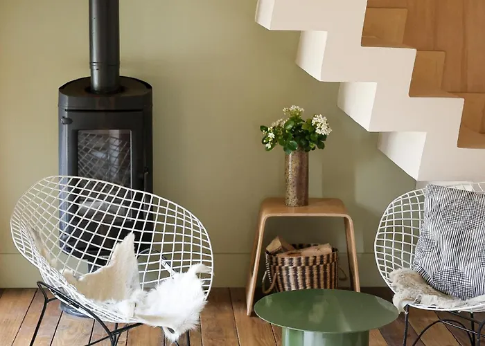 Chez Laurence Du Tilly - L'annexe Nyaraló *